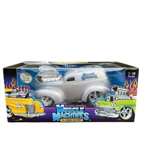 Muscle Machines 40 Sedan Delivery SEMA 2003 1:18 Scale Diecast Car In Box Silver